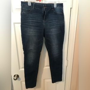 D. Jeans ankle cut